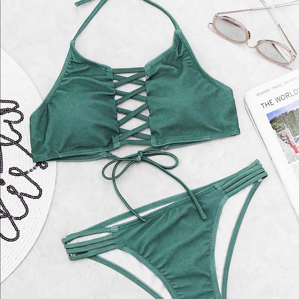 *NWT* Criss-Cross Bikini Set